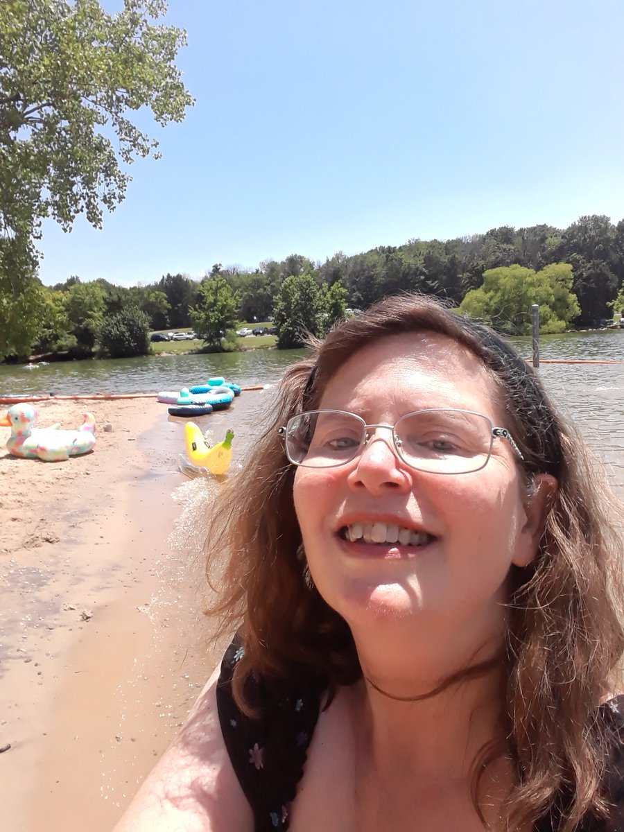 CarellCasey's tweet image. Libraries are closed today, so I chose adventure! How are you spending your fourth?