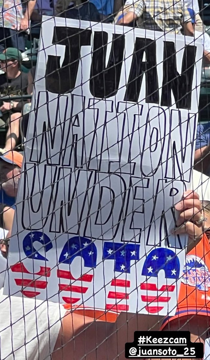 kyra👩‍❤️‍💋‍👩 tweet media