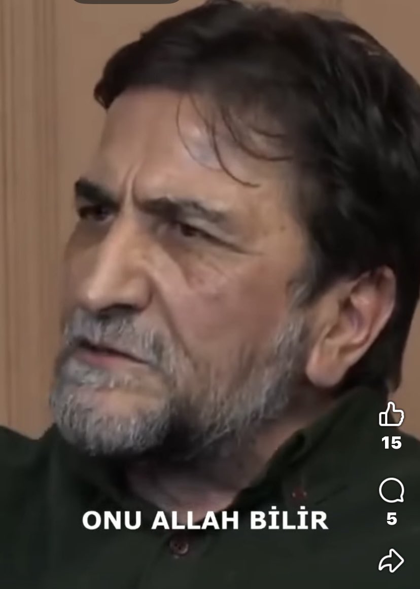 #NihatGenç 
"TÜRK'üm diyemeyecekmişim. 
Yook yaa! 
Egemenlik hakkımdır, TÜRK'üm!" 
“Toprağını satan namussuz şerefsizdir.”
“Eyvallahsız yaşıyoruz” diyerek öfkesini, isyanını, tüm samimiyetiyle kalbindeki vatan sevgisi ile kaleminde ve söyleminde cesurca sert  sözler kullanmaktan