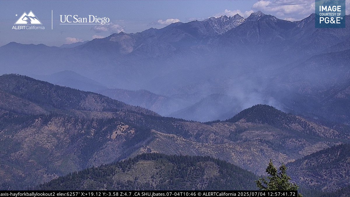 KernFiregraph's tweet image. #GreenFire the fire is 183.3 acres and 0% contained.
#HorseFire the fire is 362.5 acres and 0% contained.
#HelenaFire (shown in image) is 52 acres and 0% contained.
It appears the #SummitFire, #JacketFire, and #ButlerFire are now the #MarbleComplex/#MarbleComplexFire.