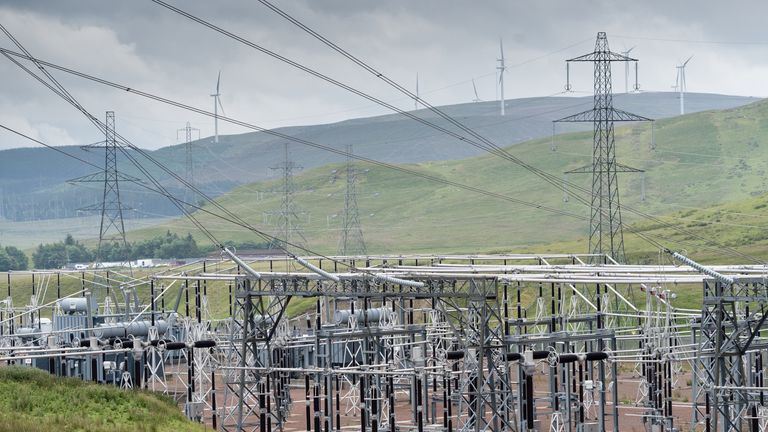 acquisition_int's tweet image. Scottish Power, the Spanish-owned energy supplier, and larger rival Ovo Energy have begun holding exploratory talks about a merger that would create a company serving more than six million British households. 👉 zurl.co/98jQv

#Merger #Energy #ScottishPower #OvoEnergy