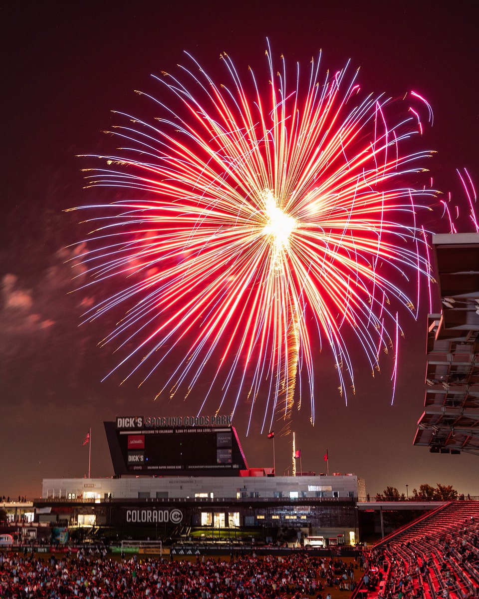 Make sure to have the Colorado Rapids App to access tickets, explore 4THFEST and stay updated on all things gameday 📱» rapids96.com/downloadapp

The LARGEST public fireworks show will bring traffic, so arrive early to avoid crowds and drive carefully when leaving tonight 🚘🎇