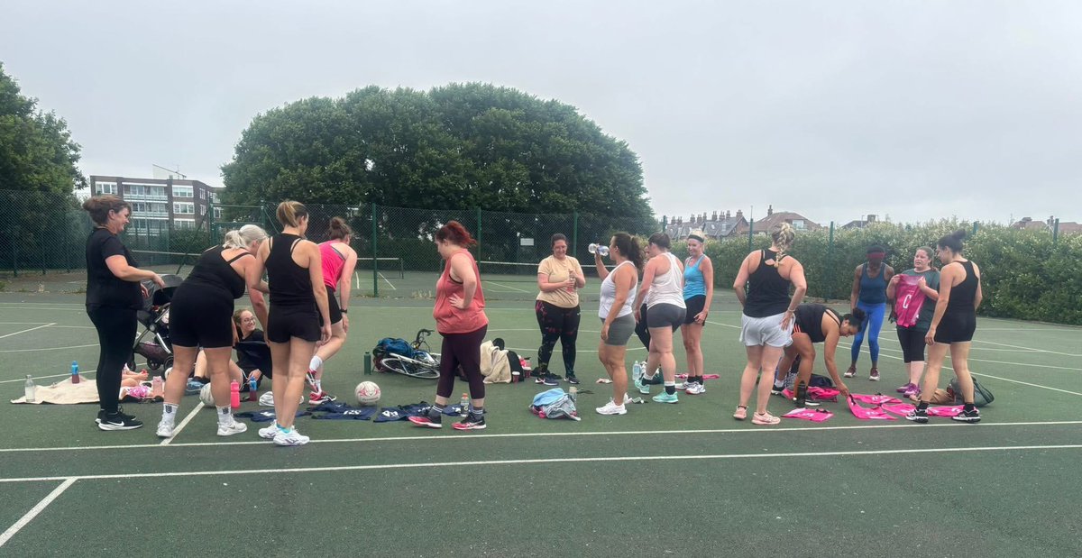 There are four spaces available for tomorrow morning’s Pay &amp; Play session if anyone fancies! 

netballinthecommunity.com