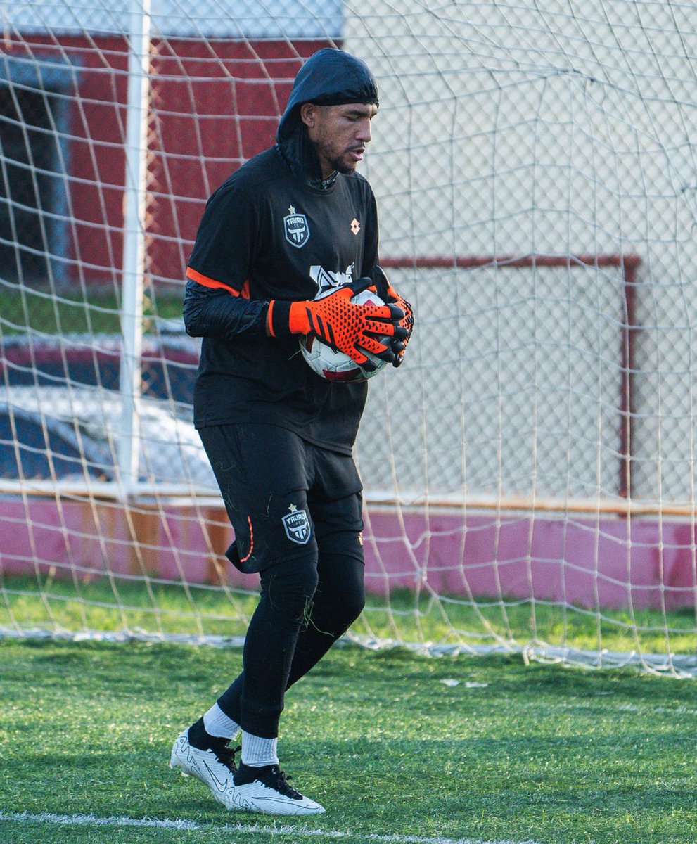 Una muralla bajo los 3 palos 🧤🔥🇵🇦