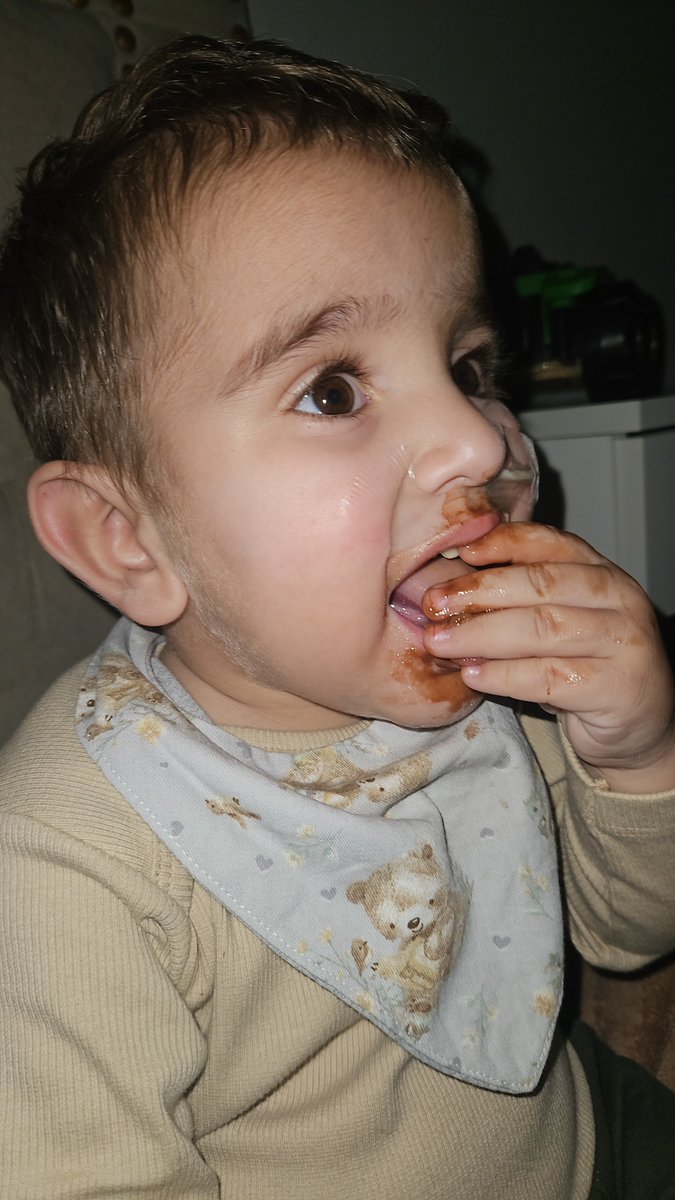 Mi familia 👪🏡💖
Mi sostén, mi fuerza, mi lugar seguro.
Los amo fon todo mi corazón. 

Hablemos de donación Pediátrica ♡
Un riñon para Hilarito (y chocolates también si quieren) la última foto les muestra que ama el chocolate jajajaj 🤣