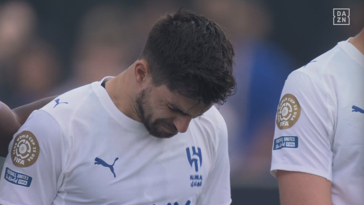 SteveMchelsea21's tweet image. Ruben Neves 😢 

#RIPDiego