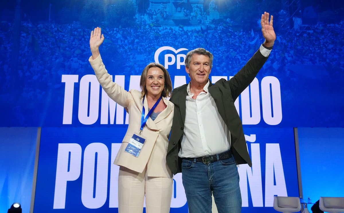 cucagamarra's tweet image. Gracias, presidente @NunezFeijoo, por la confianza, la oportunidad y el honor de ser secretaria general del @PPopular.
Han sido tres años intensos para levantar la alternativa, en los que he contado con compañeros y afiliados de toda España: GRACIAS.
#TomaPartidoPorEspaña