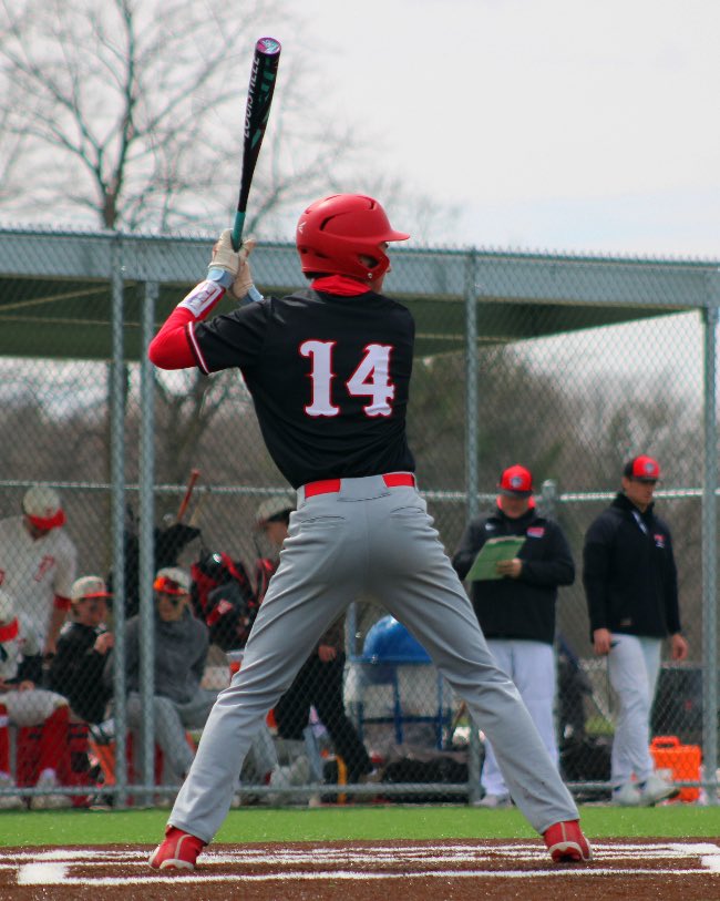 Uncommitted 2026 1B, Kyle Panten, is tearing it up at the plate this summer!

42 PA | .436/.476/.538 | 17 H | 2 2B | 1 3B | 10 RBI | 13 R

A kid not well known because he was behind some very talented seniors last season but man am I excited to watch Kyle next Spring!