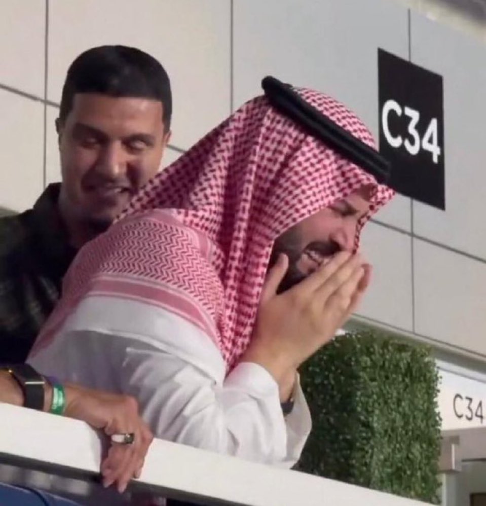 انا كل ماحطو الصوره على نيفيز