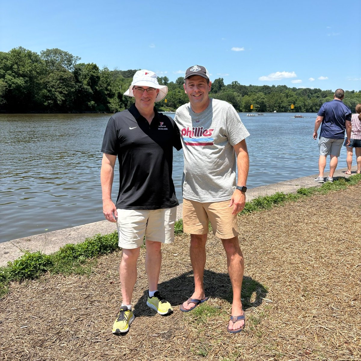 BrettBurchette's tweet photo. Ran into the #MAACRow Coach of the Year in Philly! Coach Patterson on the recruiting trail - Happy 4th @StagsRowing Family!  #RowWithTheStags 🦌🏆 https://t.co/fSA4zxQx0D