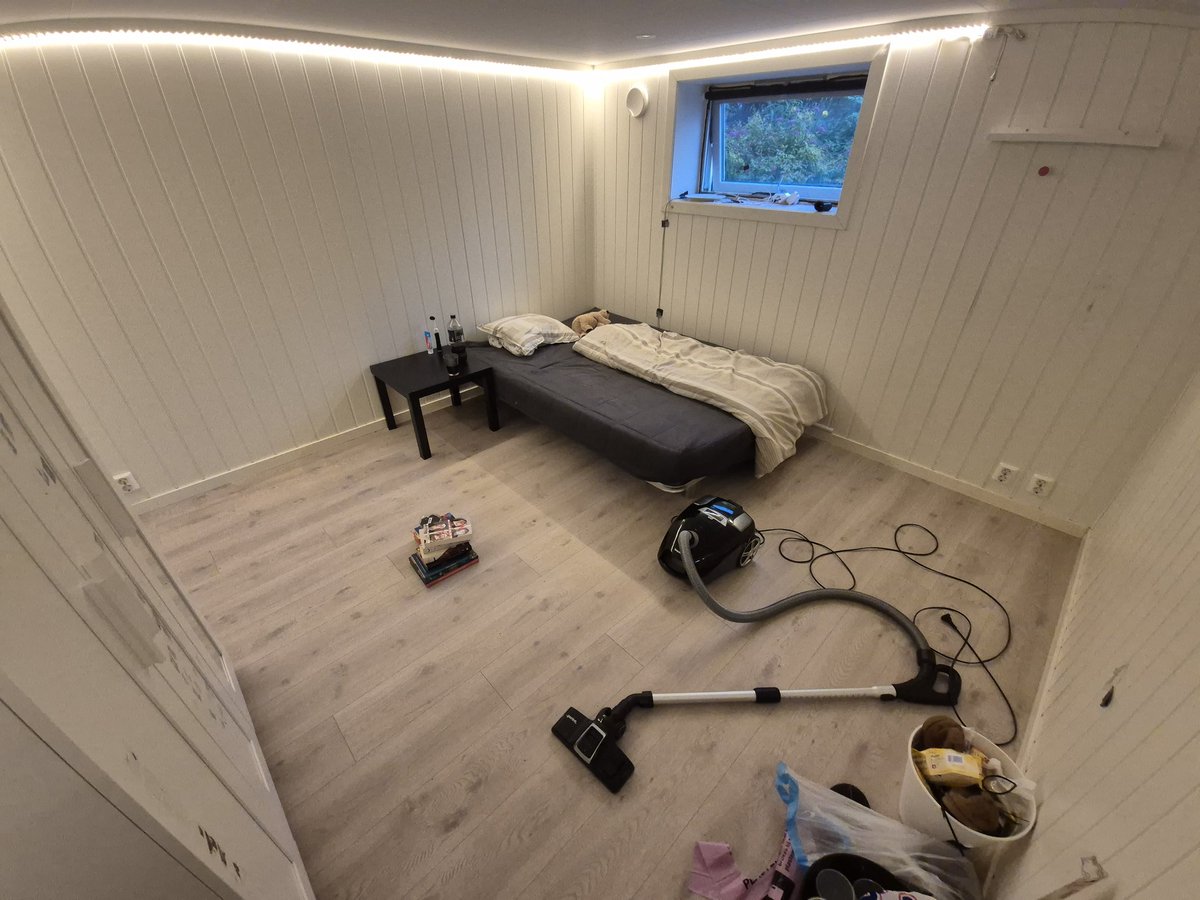 wolfpup is moving tomorrow

everything I own is packed, it's so empty here now