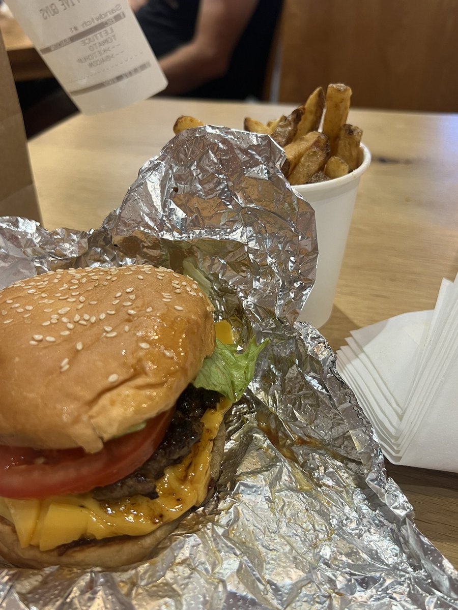 PZWheezy's tweet photo. mmmm https://t.co/GtS41be2up