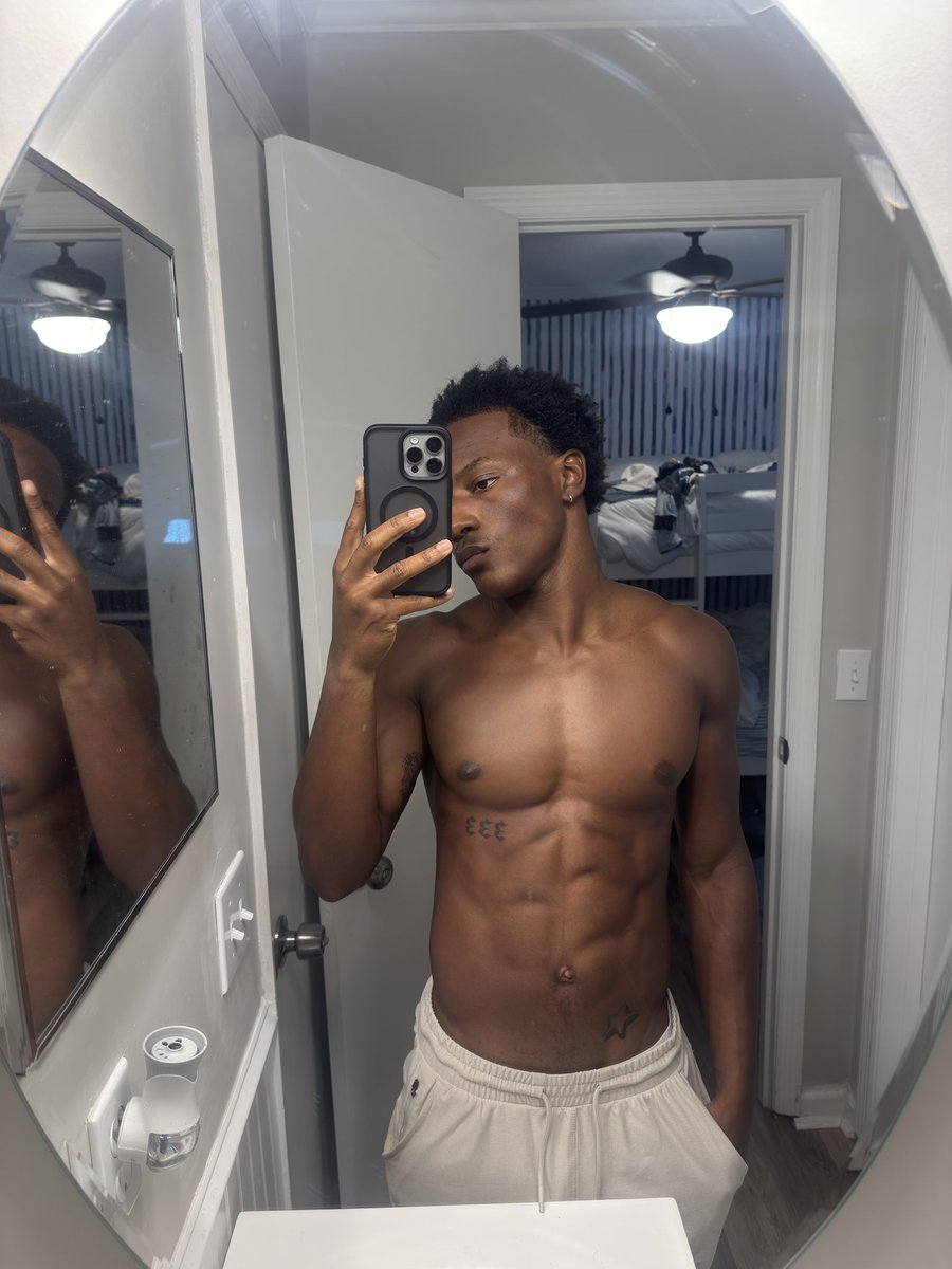 lilneyg's tweet photo. https://t.co/juPs4RAxyh