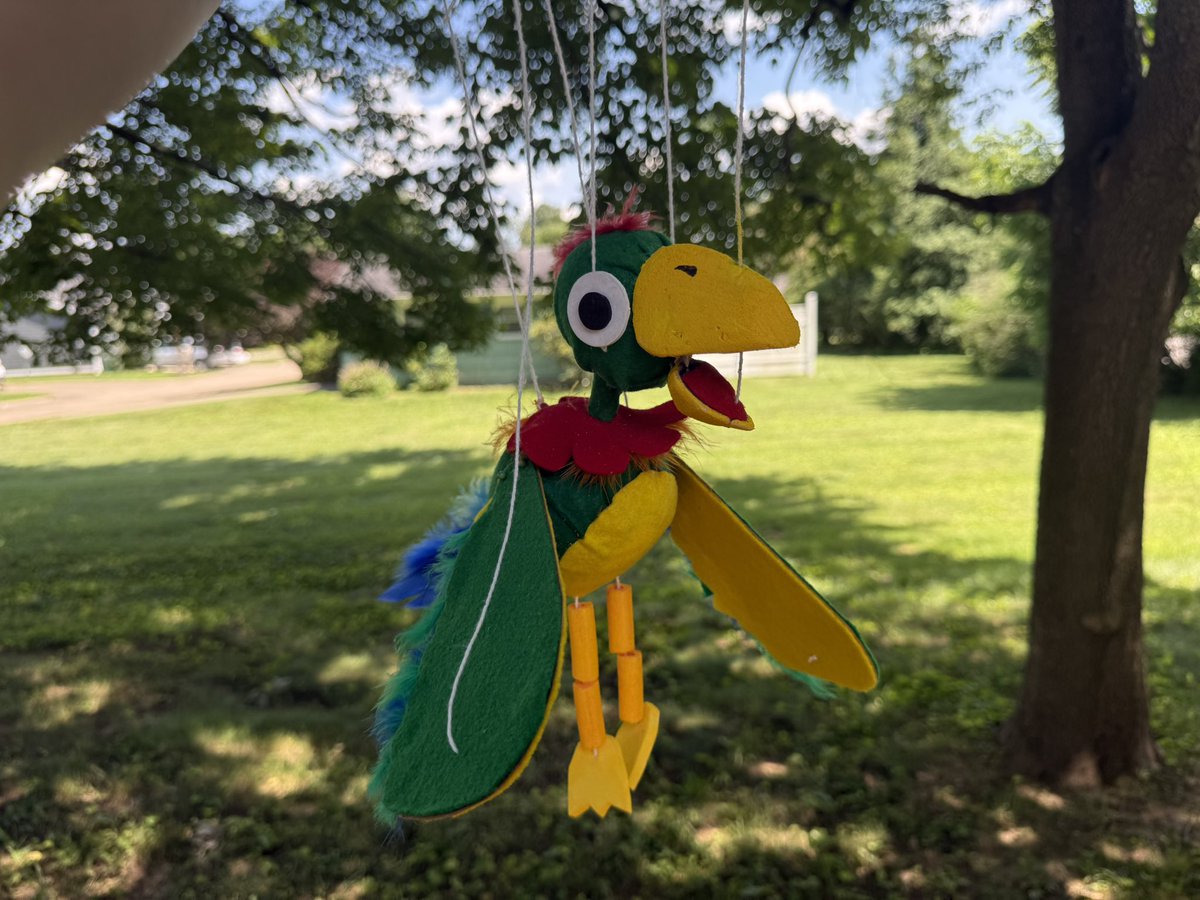 LoppySue9's tweet image. Potty the Parrot! Made by me and my grandma! Progress Pictures in the replies!