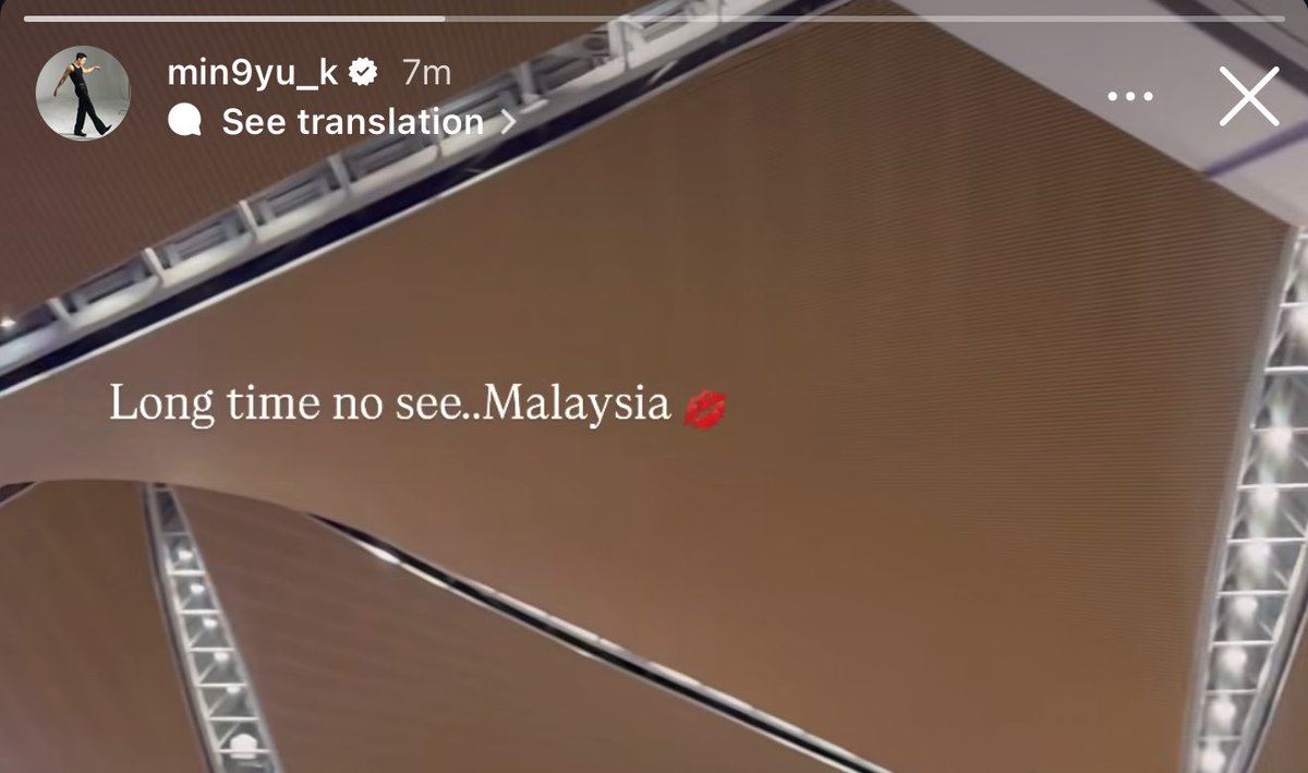 “why you crying? its just an igstory?”

the igstory: 😭😭😭😭😭😭