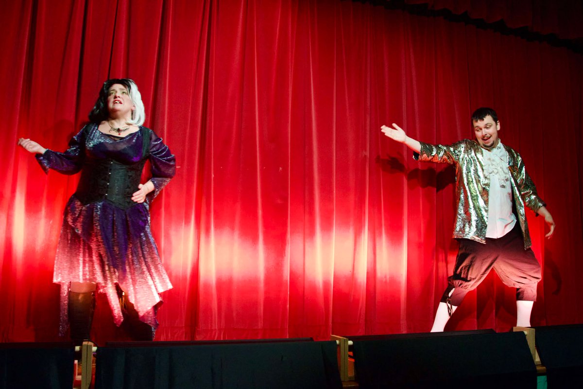 ITHProductions1's tweet photo. Tomorrow, we will be in Reading to attend Triangle Players' open day, shooting highlight videos to commemorate their 80th Anniversary.
Come down to Tilehurst Methodist Church Hall tomorrow from 1:30-3:30PM to explore the history of the theatre community group!🎭📽️🎞️
#PantoMagic https://t.co/bzyq0Z22XX