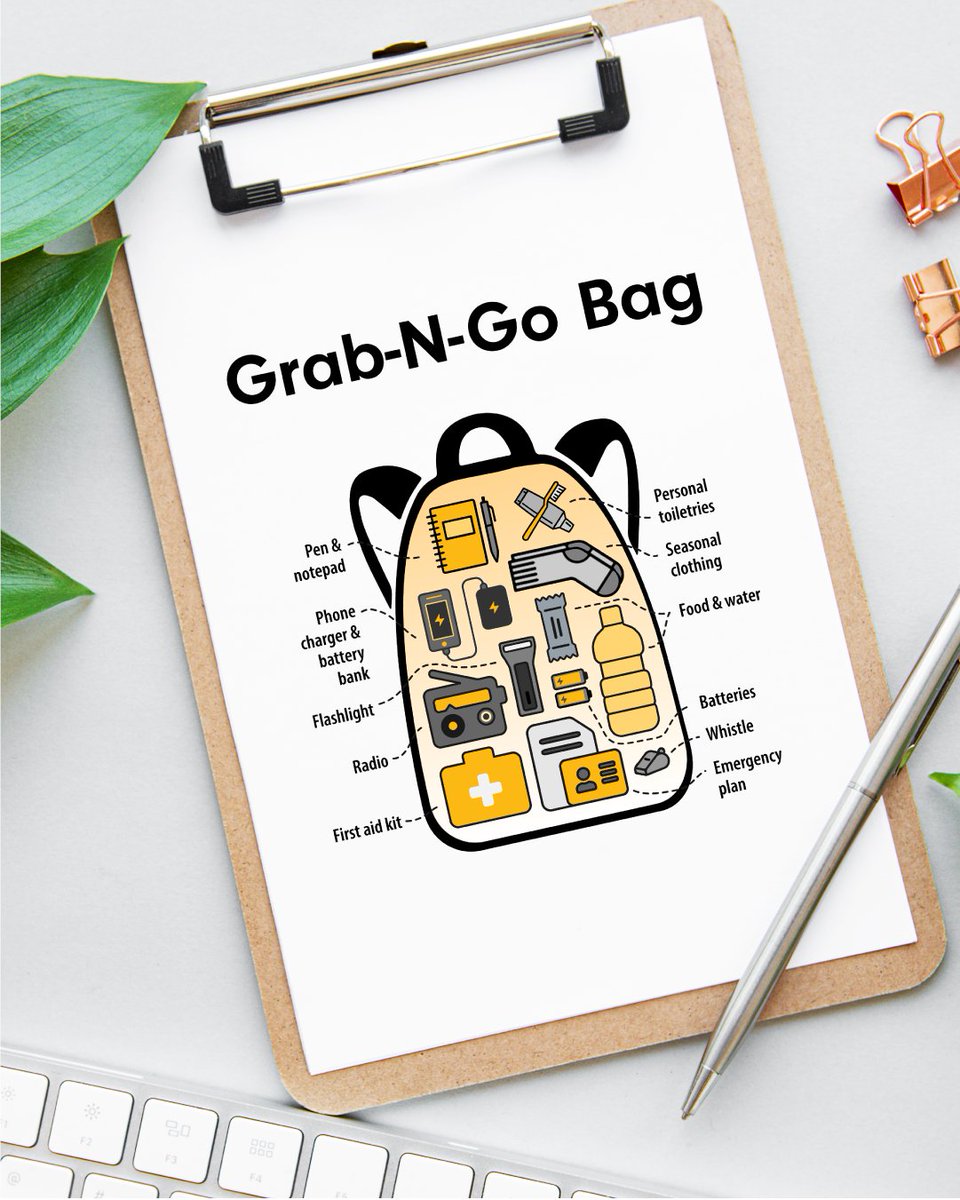 BCFireSmart's tweet image. Wildfires move quickly. If it’s time to leave, you won’t have time to pack.
That’s why every household should have a grab-and-go bag ready. It’s a small emergency kit that can make a big difference when you need it.
Prep yours today: www2.gov.bc.ca/gov/content/sa…
