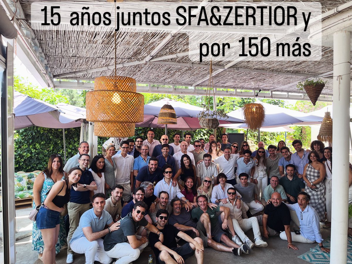 SENNFERRERO's tweet photo. 15 años juntos @SENNFERRERO y @zertior_ y por muchos más. Gran equipo de profesionales y sobre todo de personas 👏👏👏 https://t.co/btiukCWzEn