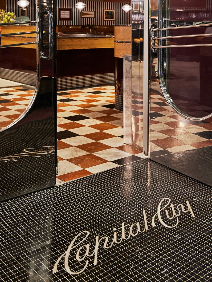 American nostalgia — The Capital City Diner (Albany, New York)