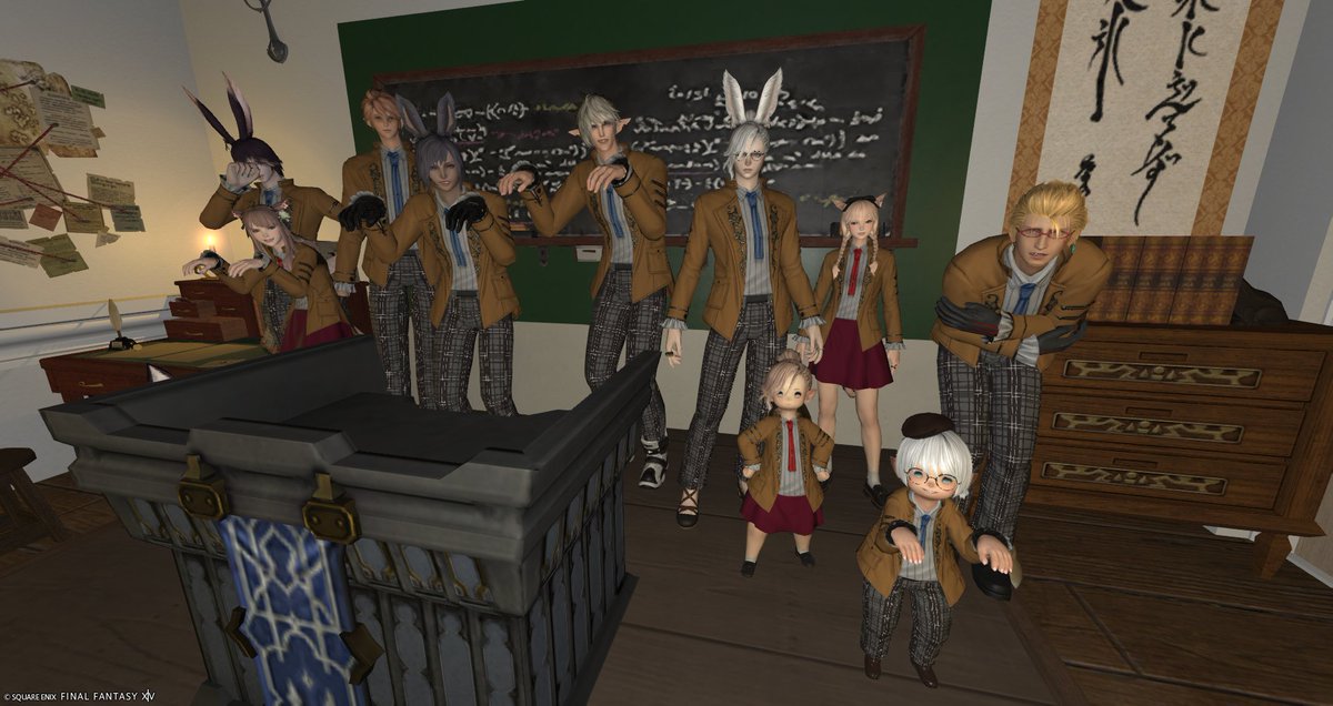 Kazuya_Davis4's tweet image. 今週のAmis撮影会は「スクール撮影会」。
寝坊して途中参加だったけどみんなありがとね！
制服作ってくれたノエさんにも感謝！
噂のXデーの時間もみんなで待ってたけど何も起きなかったねｗ
#FF14SS_BBB
#Amis