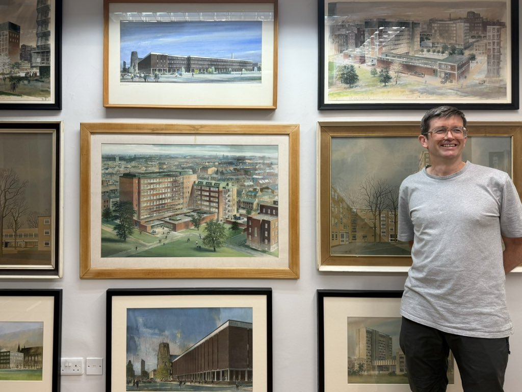 eamonncanniffe's tweet photo. An ‘academy hang’ of Manchester Modernism at The Modernist Shop - everything from lovely flat Beaux-Arts watercolours to the ‘Crayon -Do Not Rub’ style. ‘The Perspectivists’ catalogue available for a reassuringly modest fee. Thanks Richard. https://t.co/pKfaUUKxj8