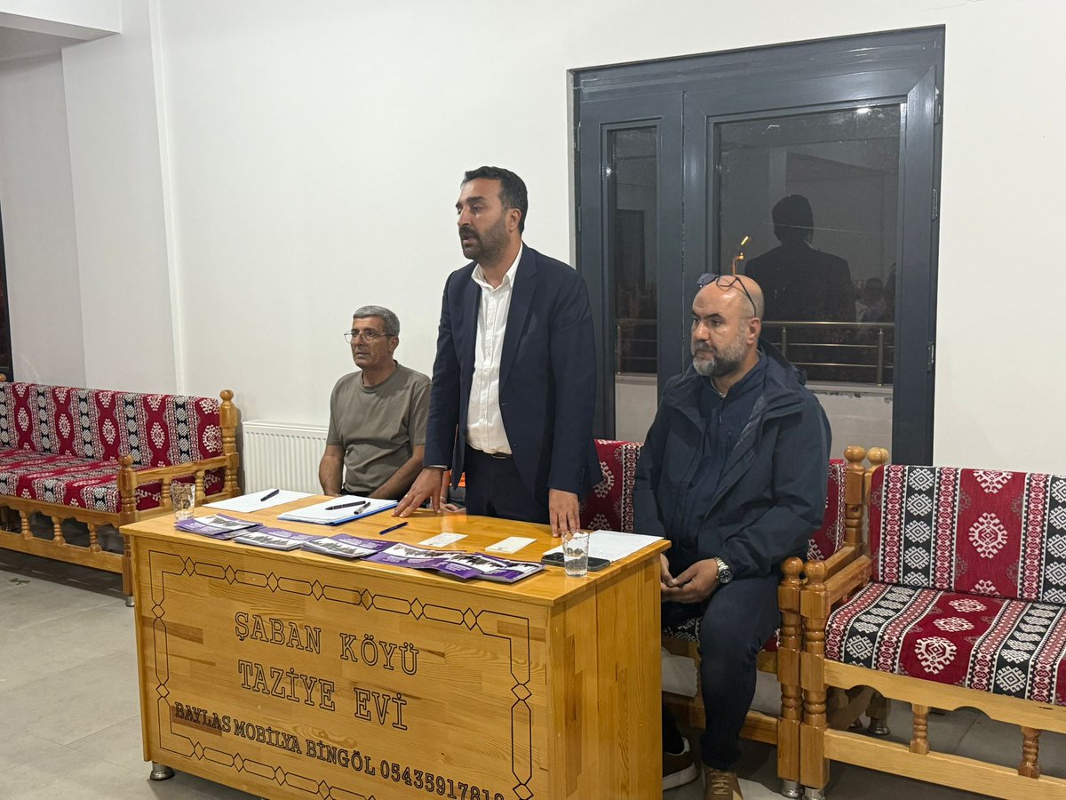 Barış ve Demokratik Toplum Çağrısı kapsamında Şaban köyünde halkımızla buluştuk. Her sohbette aynı arayış, aynı umut vardı: Onurlu bir barış ve demokratik bir yaşam.
Toplumun iradesiyle her gün daha da büyüyen bir inancın izindeyiz. Birlikte konuşacağız, birlikte değiştireceğiz.