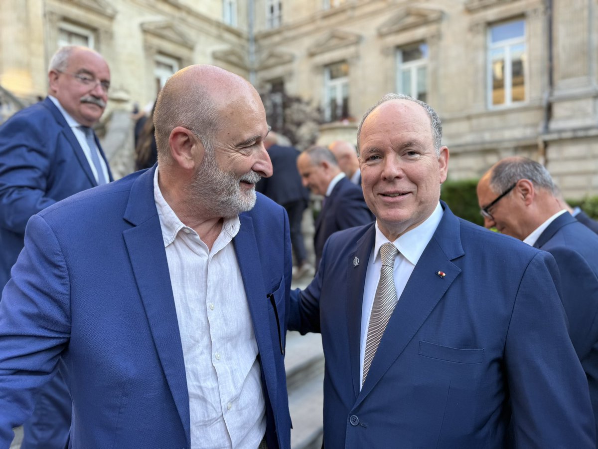 Franck Dhersin (@fdhersin) on Twitter photo Soirée de lancement du Tour de France cycliste ce soir à la préfecture de lille. <a href="/LeTour/">Tour de France™</a> <a href="/Senat/">Sénat</a> <a href="/hautsdefrance/">Région Hauts-de-France</a> <a href="/prefet59/">Préfecture de la région Hauts-de-France et du Nord</a> <a href="/departement59/">Département du Nord</a> Soirée de lancement du Tour de France cycliste ce soir à la préfecture de lille. <a href="/LeTour/">Tour de France™</a> <a href="/Senat/">Sénat</a> <a href="/hautsdefrance/">Région Hauts-de-France</a> <a href="/prefet59/">Préfecture de la région Hauts-de-France et du Nord</a> <a href="/departement59/">Département du Nord</a>