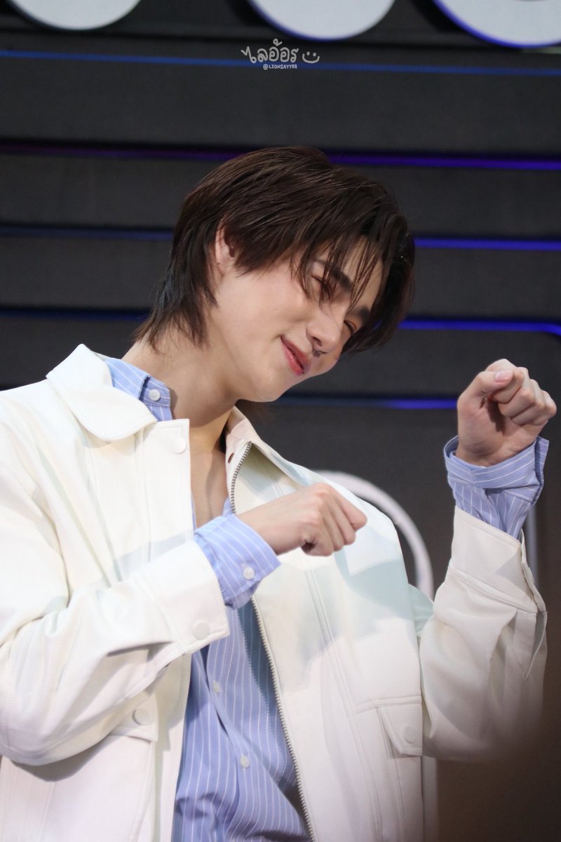 moe ×͜× tweet media