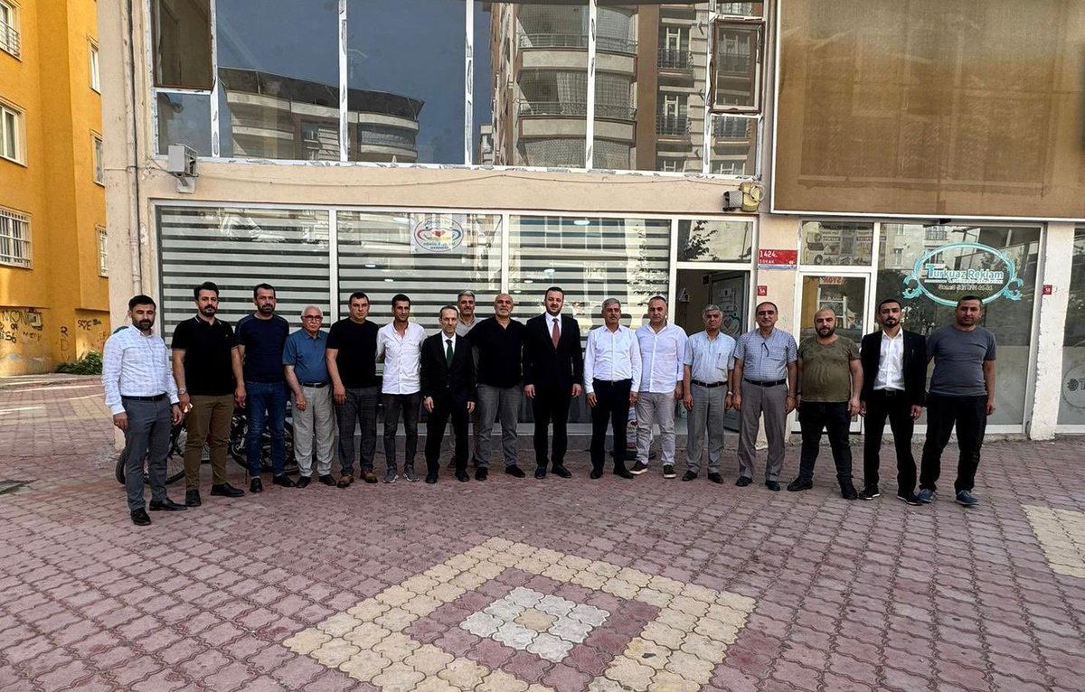 📍STK  Ziyaretleri

Programlar vesilesiyle ilimize teşrif eden Genel Merkez MKYK Üyemiz Sn. Abdurrahman Akyüz ile birlikte İlim Yayma Cemiyeti, Gönül Elçileri Derneği ve Tügva Siirt İl Temsilciliğini ziyaret ettik.