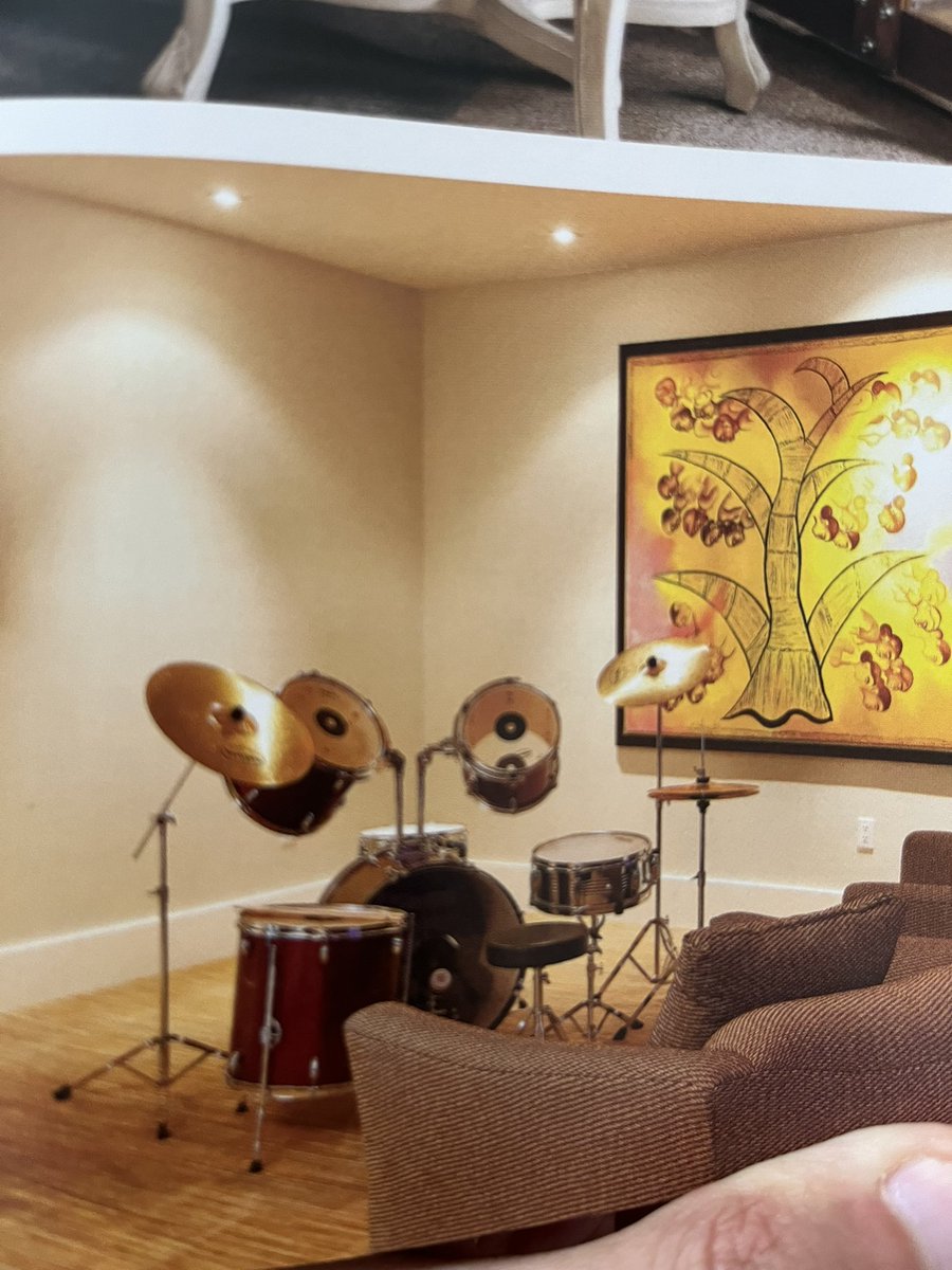 Yeah you can use the house kit

The house kit: