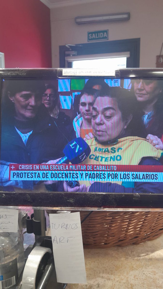 Señor Ministro <a href="/luispetri/">Luis Petri</a> UD no tiene vergüenza, TODOS LOS DOCENTES DE LOS LICEOS ESTÁN COBRANDO UNA MISERIA DE $ 322.000. BASTA DE TAL ATROPELLO!!! <a href="/JMilei/">Javier Milei</a> <a href="/JonatanVialeXD/">Jony Viale ᶠ ᵃ ⁿ</a> <a href="/LANACION/">LA NACION</a> <a href="/peladodelatv/">El Pelado De La TV</a> <a href="/todonoticias/">TN - Todo Noticias</a> <a href="/VickyVillarruel/">Victoria Villarruel</a>