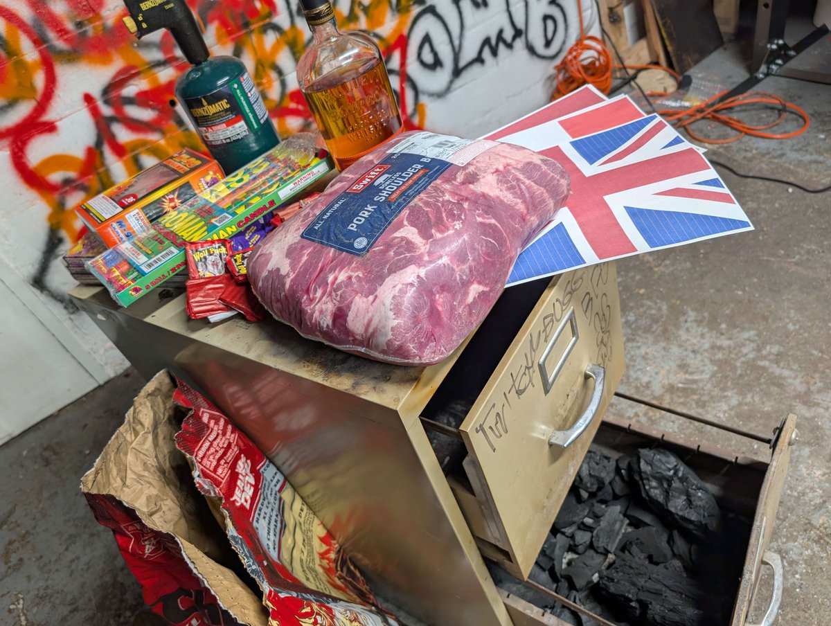 IN 2 HOURS (6PM EST) WE'RE GONNA LET FREEDOM RING
CONTINUING THE STREAM TRADITION TO SMOKE MEAT IN A FILING CABINET DRINK BEER SET OFF FIREWORKS AND BURN THE FLAG OF EVERY COUNTRY THAT ISN'T AMERICA
GOD BLESS THE USA 🦅🎇🌭🍔