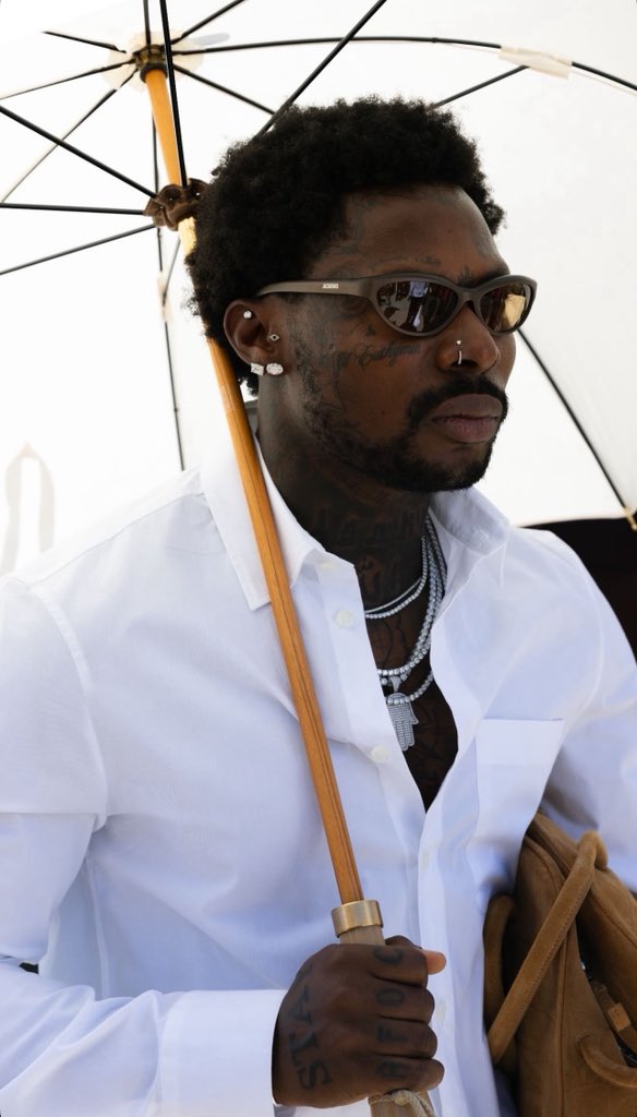 🚨 <a href="/asakemusik/">ASAKE</a> - TERMINATOR has sold 197,585 UK 🇬🇧 Sales in total 🔥 🪖 

Via <a href="/OpinionatedYute/">OpinionatedUK</a>