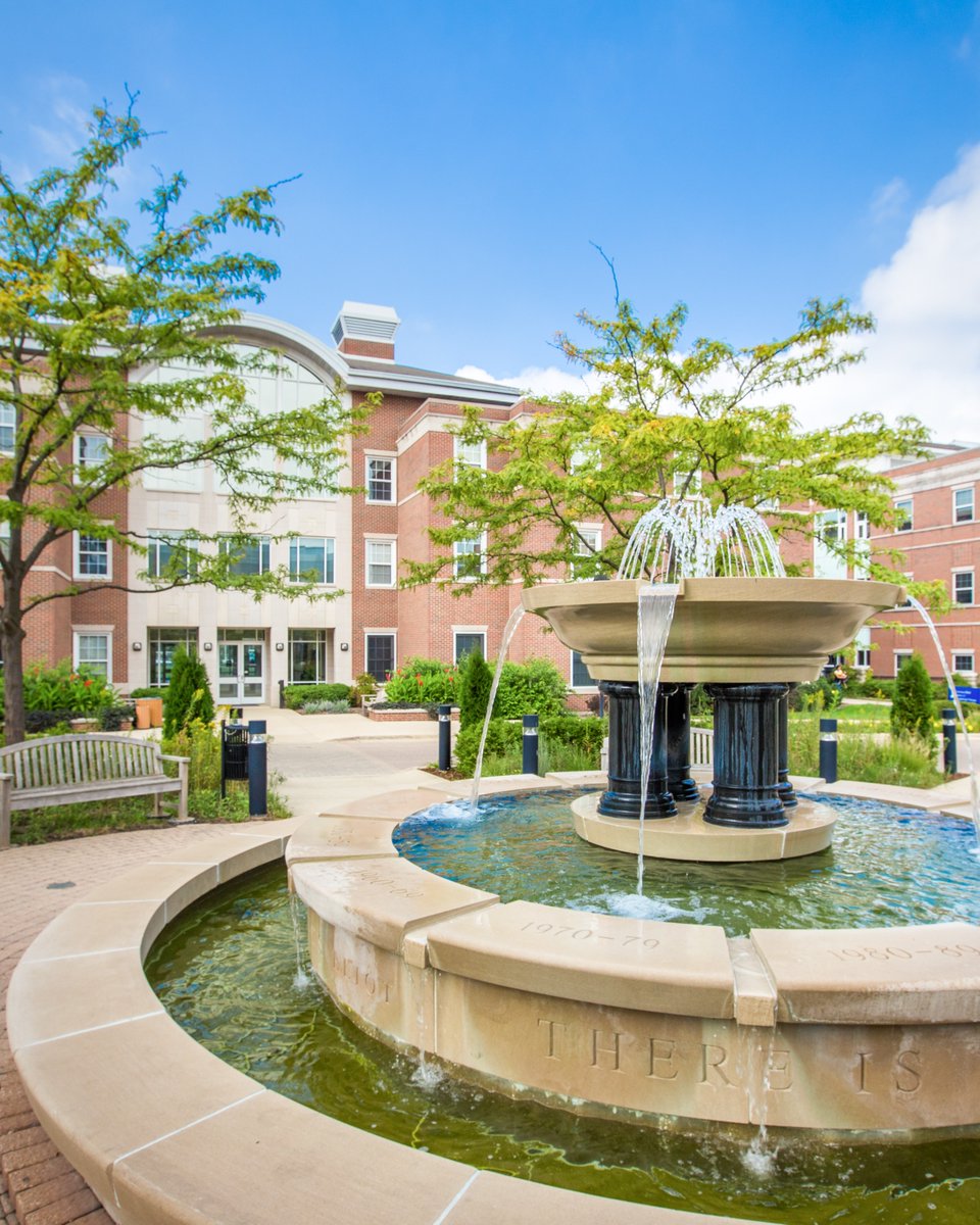 Wishing all of our Bluejays a safe and happy Fourth of July, filled with sunshine and great company. ☀️