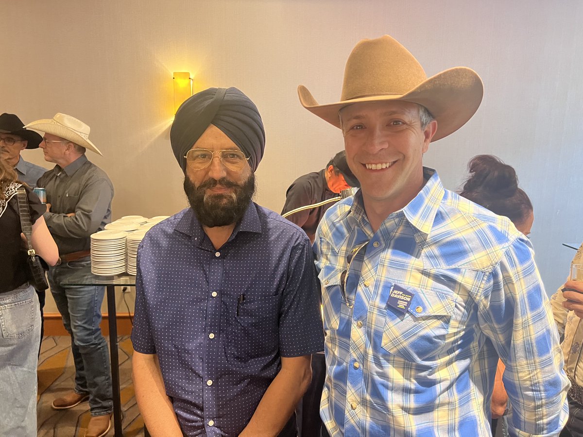 JeffDavisonYYC's tweet image. What a great start to Stampede yesterday!
From a Stampede BBQ with the Calgary Construction Association to WeAreYEG Metro at the Rooftop to the Guardian Law Group Stampede Party …
There really is nowhere else I would rather be.
Happy #Stampede!
-Jeff
#yyc #calgary