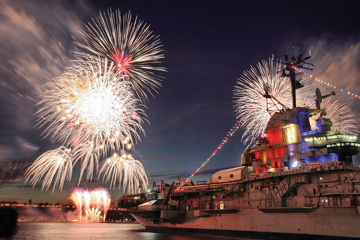 Intrepid Museum tweet media