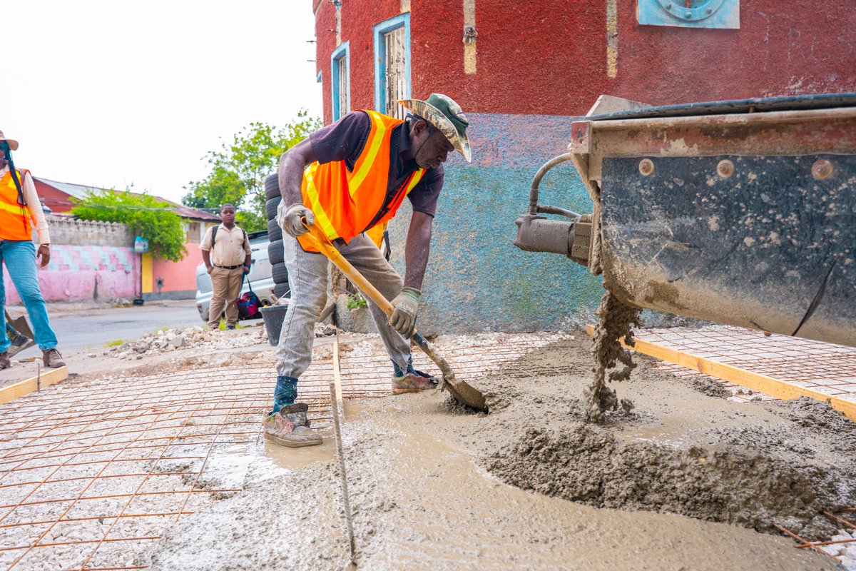 NWA_JA's tweet photo. From drab to fab! Harvey Road is being updated for the safety and security of its residents! Swipe through for a look at the #SPARKTransformation happening now!
Remember to stay safe and walk, pedal and drive with caution.
#SPARKJamaica #DuhRoad #NWAJamaica #WeAhWork https://t.co/kXRJSLJBIQ
