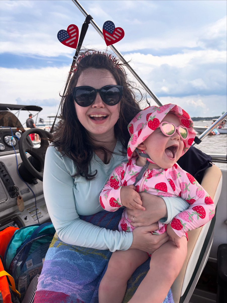 Happy 4th! 🇺🇸 ✌️ ❤️ 🤍 💙