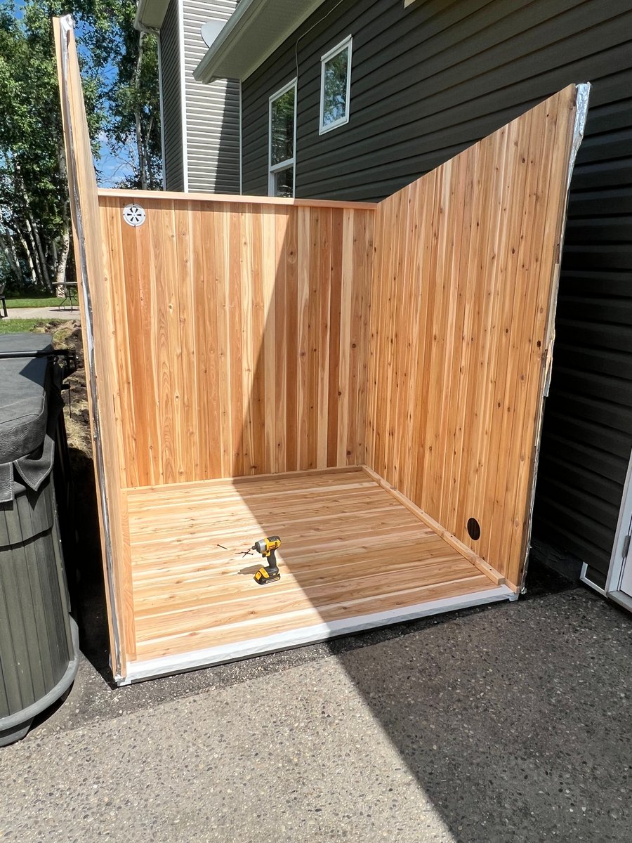 solarahottubs's tweet image. 🌟Luxury Delivered!🌟 Check out the Kozicky family's Visscher Luxe Lin Sauna! 100% Western Red Cedar, 9 kW heater, 90°C! Visit Solara Hot Tubs! #SolaraHotTubs #Visscher #SaunaLife #OutdoorLiving #SolaraFamily