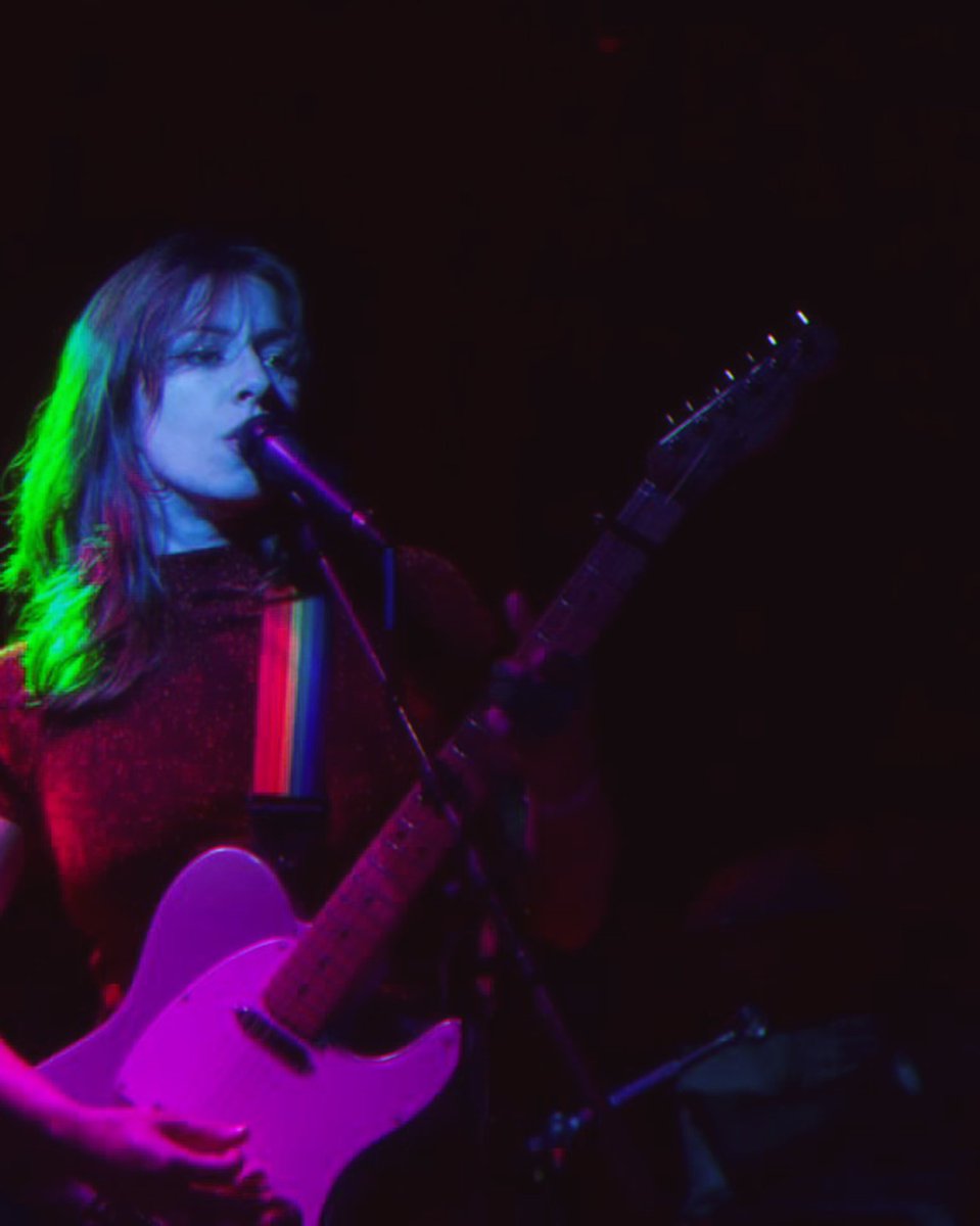 Hi hi hi! Individual show tickets for FEST are live now! Link in bio 🎫🎃👻

Photo: IG @ indy_east_