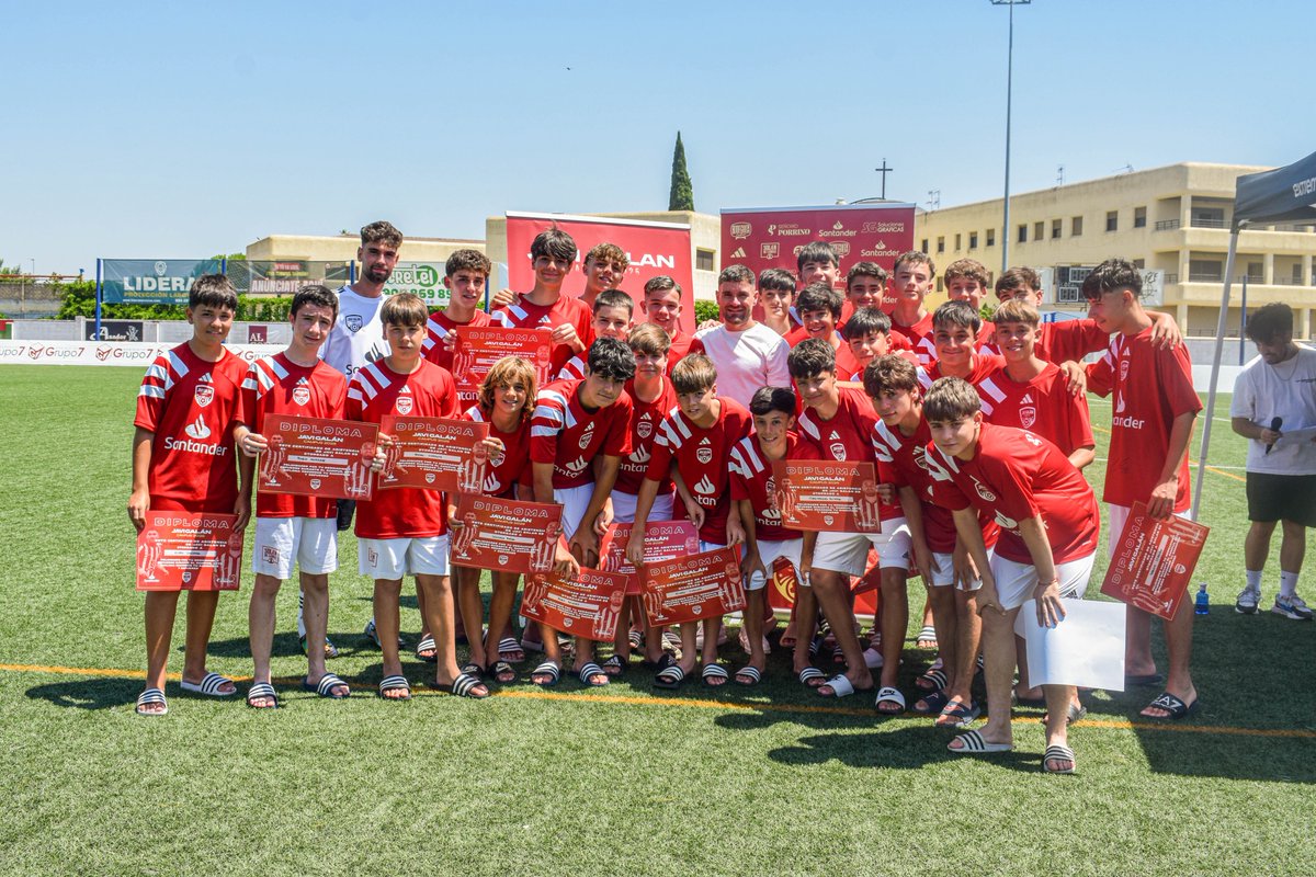 𝐂𝐀𝐌𝐏𝐔𝐒 𝐉𝐀𝐕𝐈 𝐆𝐀𝐋𝐀́𝐍 ❤️⚽️