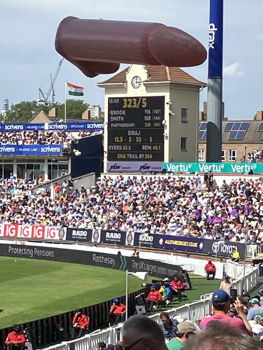 Clive Woodfield tweet media