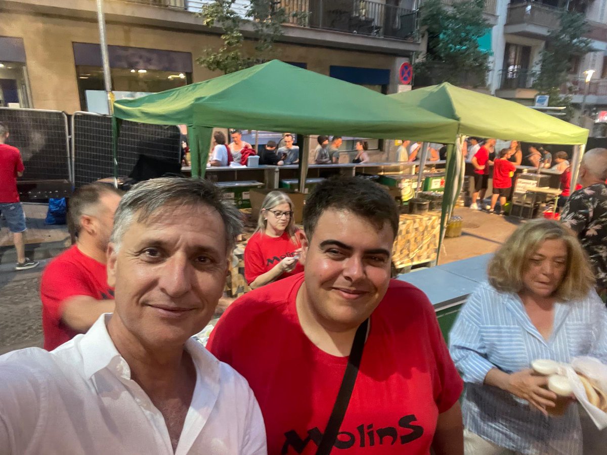 La Festa de Molins, tan popular i participada com sempre.

Hem escoltat un  excel·lent i compromès pregó.

Per molts anys!!!

#FemCiutat