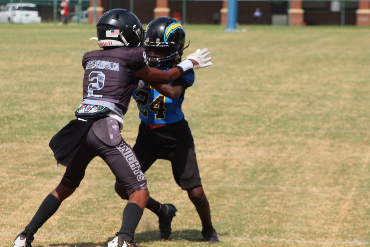 I don’t just run routes and catch , I block as well. Work on it daily! #DeuceDaTruthKnight #Sk2 #IMustGetBetter #GrindNowShineLater
