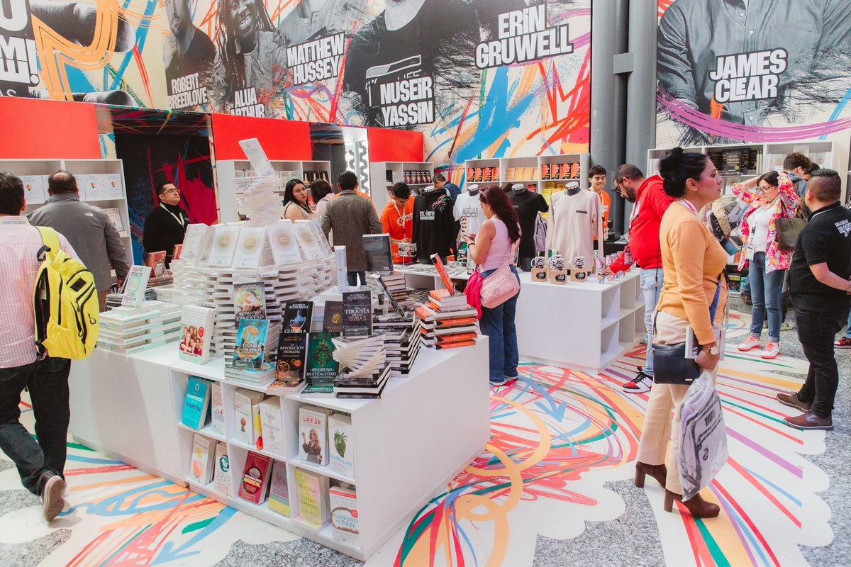 Grandes momentos, increíbles conferencistas y un público lleno de entusiasmo y energía. 🌟

¡El Festival de las Ideas lo forma cada uno de ustedes!🥰

#fdipuebla2025 #espírituinconforme #moments