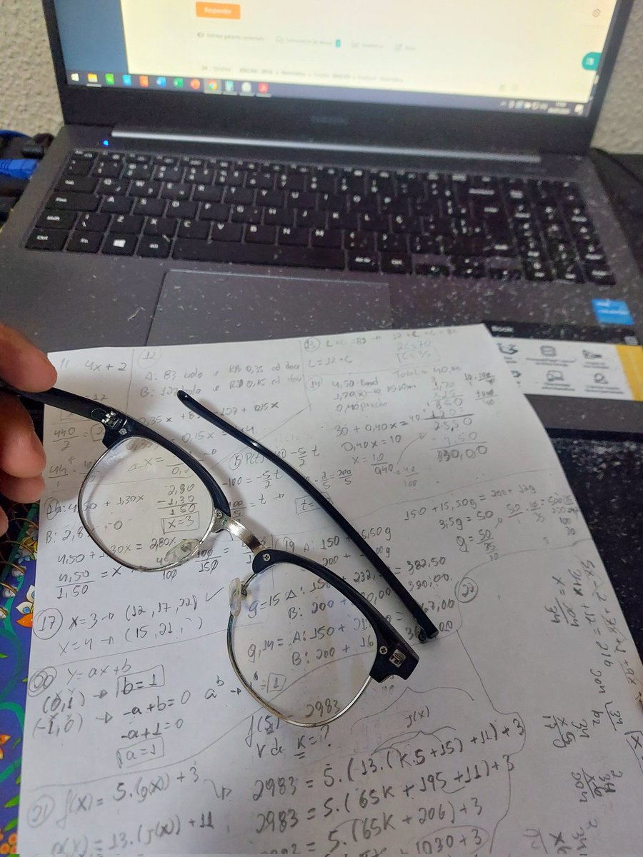 jpconcurseiro's tweet photo. A vida do concurseiro não é fácil. Bosta! https://t.co/AqpwfxC0Ci