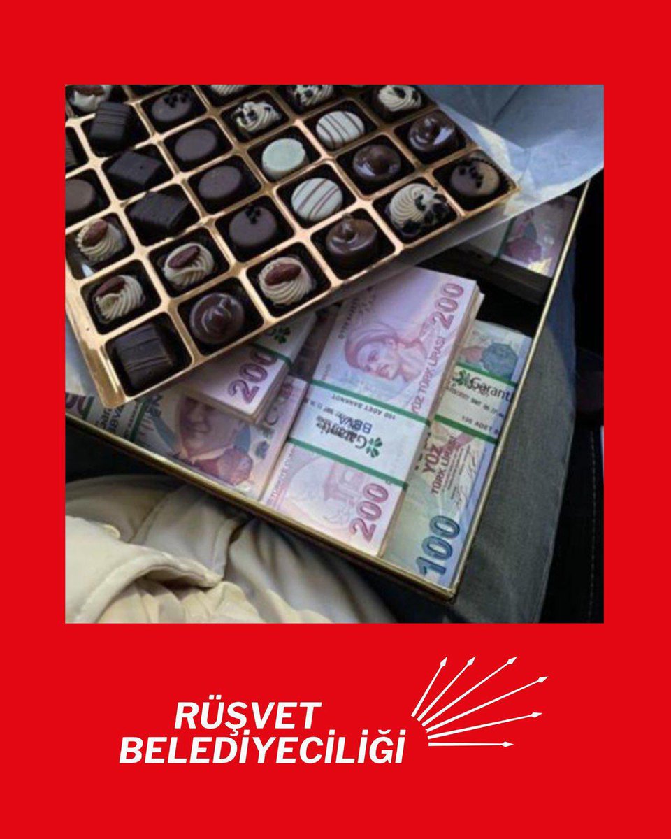 Bir yanda halkçı görünme tiyatroları, diğer yanda kutularla dönen kirli paralar.

Görüyoruz ki; “Yol yok, yolsuzluk çok!”

#HırsızlıkiçinCHP #KutuKutuCHP