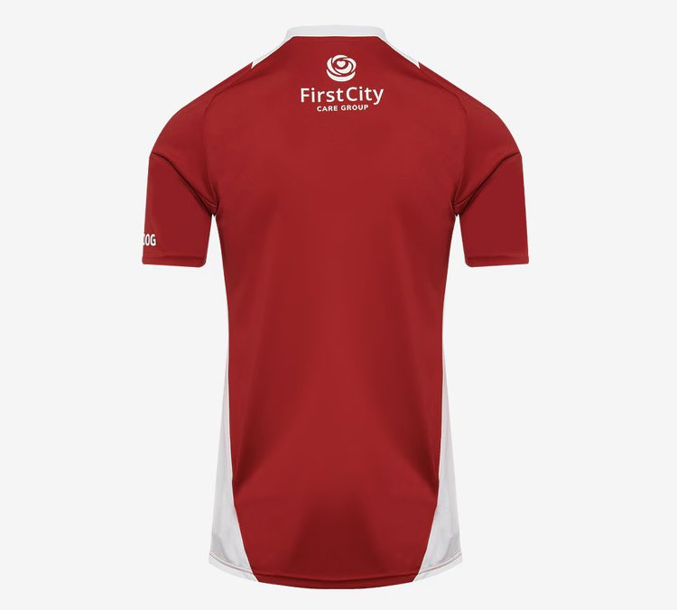 TheKitman.co.uk (@thekitmanuk) on Twitter photo ποΈ #Kitnews as the new 2025-26 <a href="/Official_STFC/">Swindon Town Football Club</a> home kit made by Adidas has been unveiled.
πΈ thekitman.co.uk/swindon-town-2β¦
How many star βοΈ out of 5 would you rate it?
#TheKitman π
#SwindonTown #STFC #Adidas ποΈ #Kitnews as the new 2025-26 <a href="/Official_STFC/">Swindon Town Football Club</a> home kit made by Adidas has been unveiled.
πΈ thekitman.co.uk/swindon-town-2β¦
How many star βοΈ out of 5 would you rate it?
#TheKitman π
#SwindonTown #STFC #Adidas