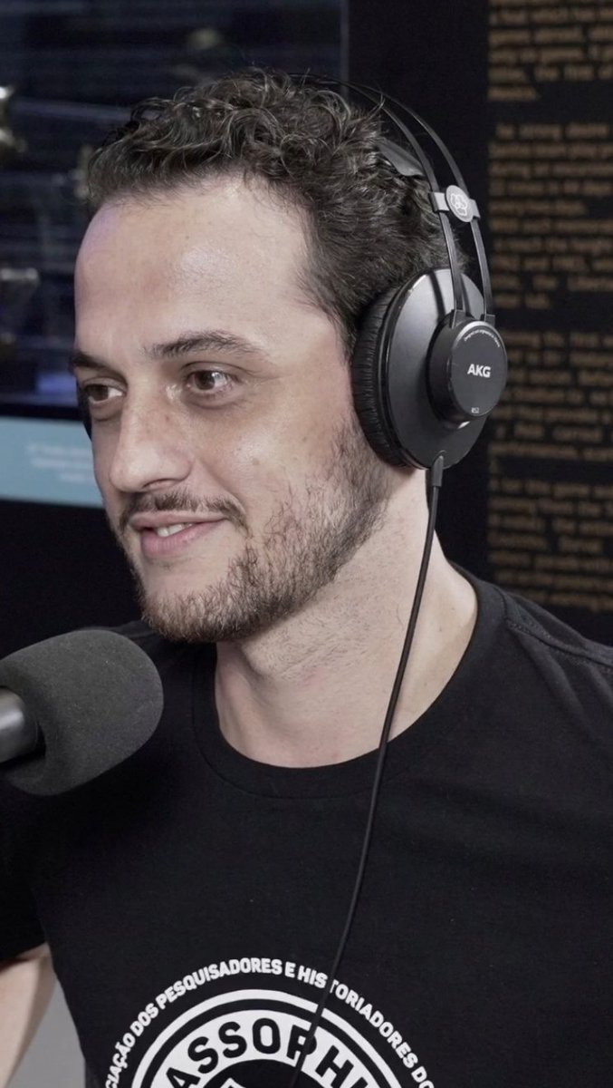 assophis's tweet image. A Assophis lamenta o falecimento do membro @fcribeiro1. Exímio pesquisador, jornalista, historiador, escritor, era um dos nossos membros mais ilustres, deixa um enorme legado na história do clube, perdermos precocemente um irmão.
Os nossos sentimentos a todos amigos e familiares