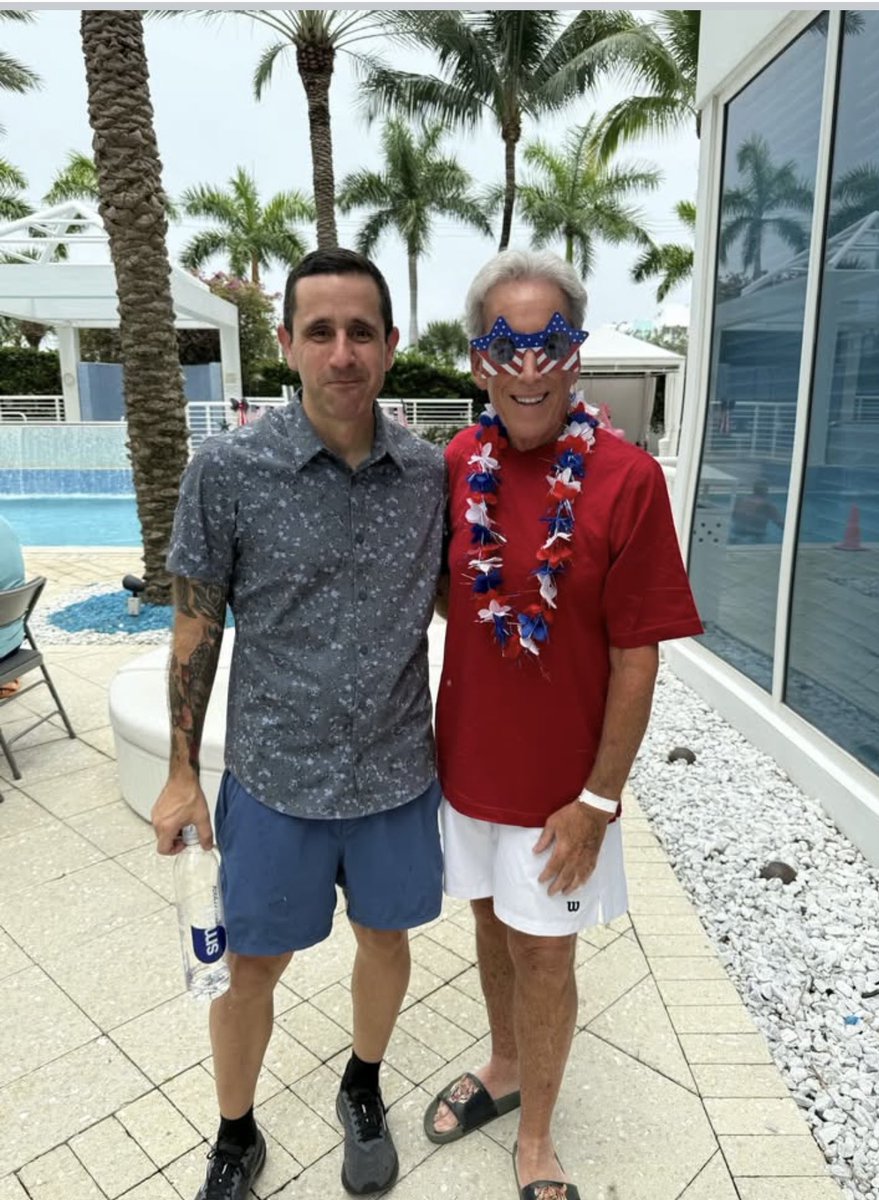 Sapphire is a very special place; a condominium of wonderful people from all over the world and when we get together, it is always so much fun!